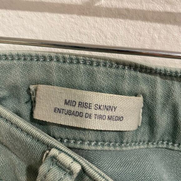 Universal Thread Sage Green Mid Rise Skinny Jeans Sz 14 - Picture 6 of 12